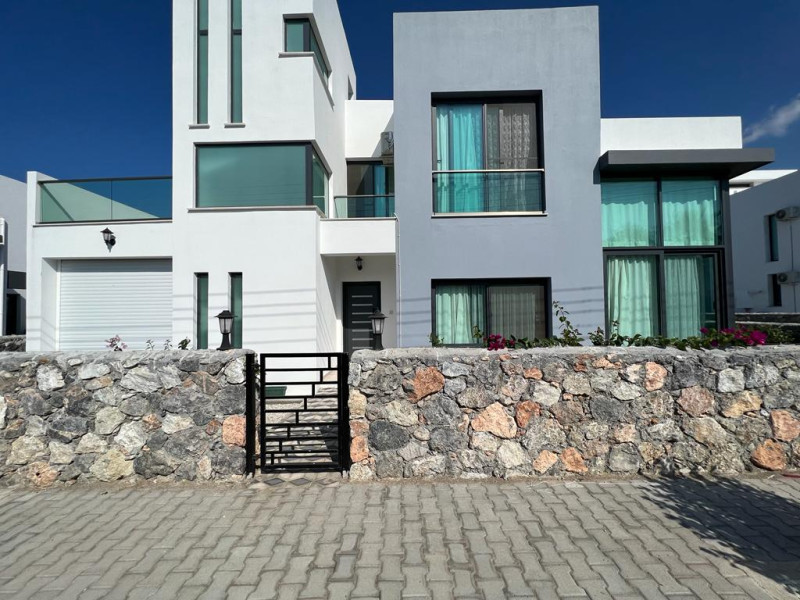 Konforlu Yaşam İçin 3 Odalı Villa